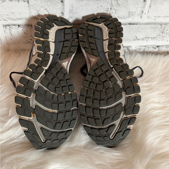 Brooks Womens Adrenaline GTS 17 Airplus Foam Gray Running Shoes Sneakers 7 - Picture 6 of 9